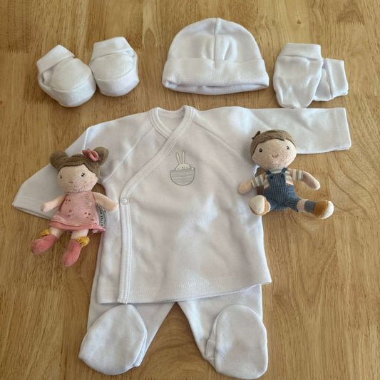 Canastilla Rabbit Muñeca