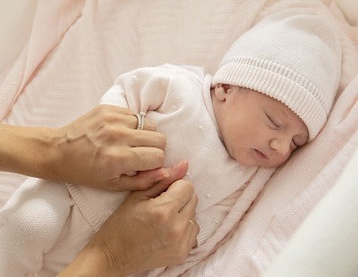 Conjunto Quinque Rosa con el gorro
