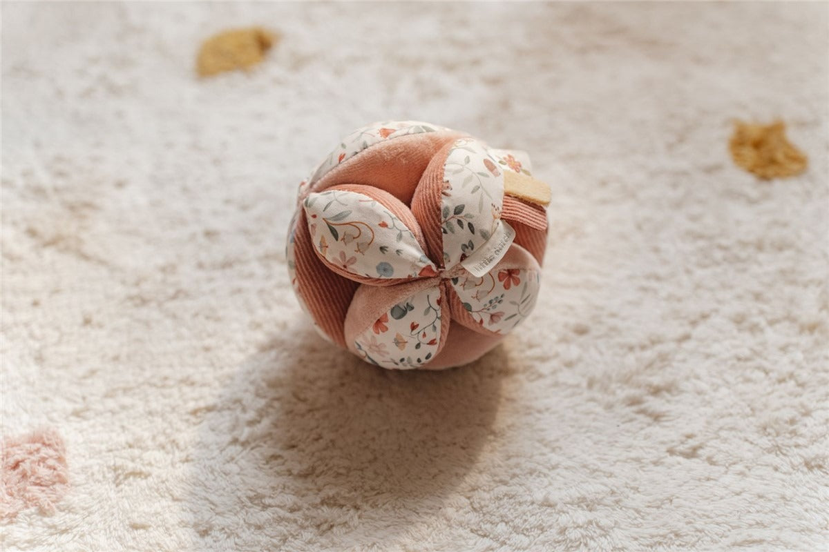 PELOTA MONTESSORI FAIRY GARDEN LITTLE DUTCH