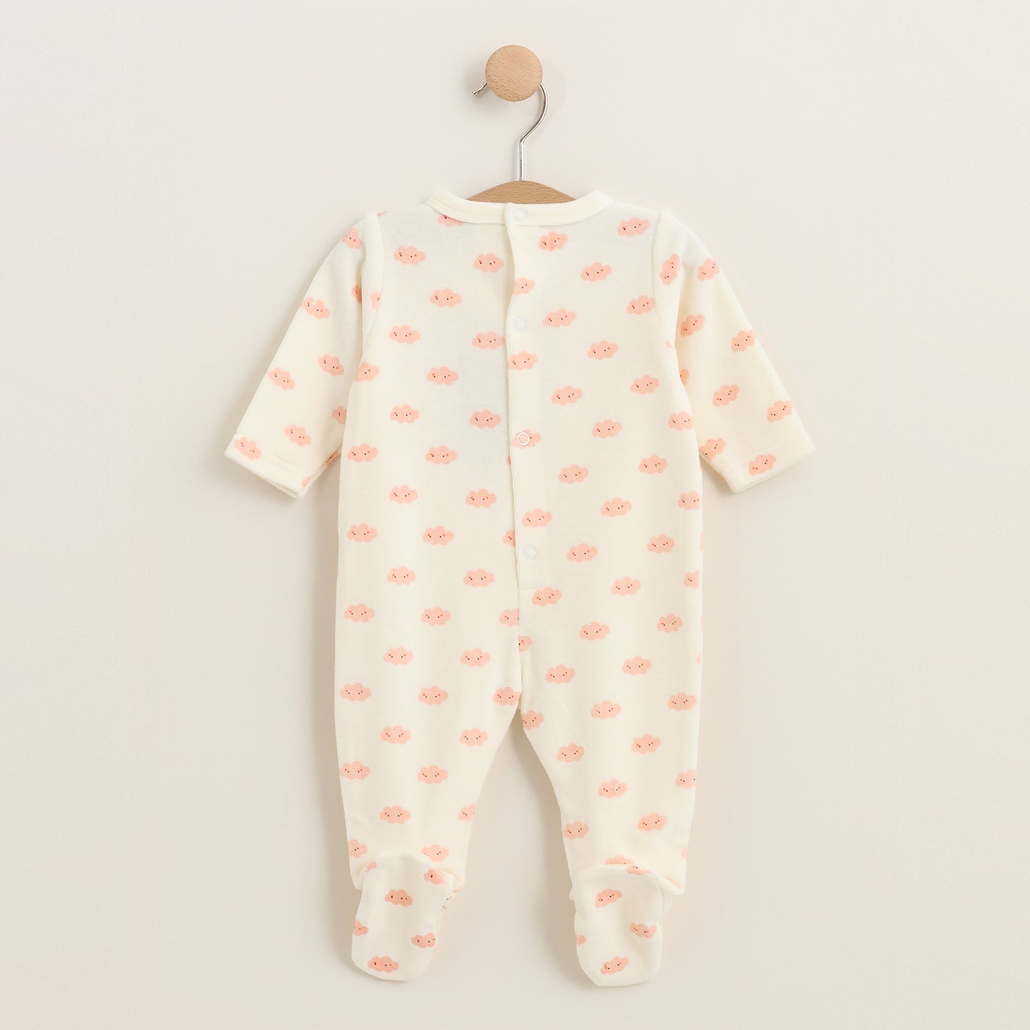 Pijama Nuvole estampado nubes rosa
