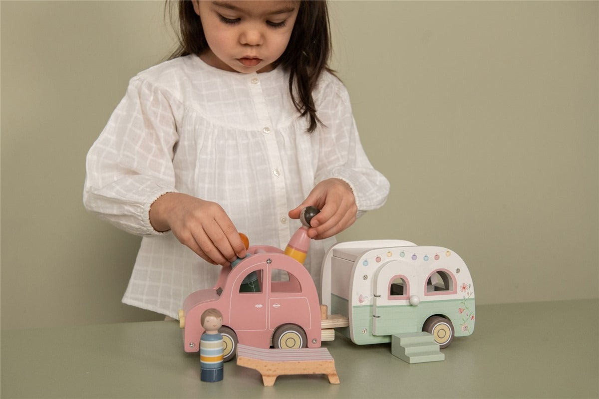 SET COCHE Y CARAVANA FSC LITTLE DUTCH