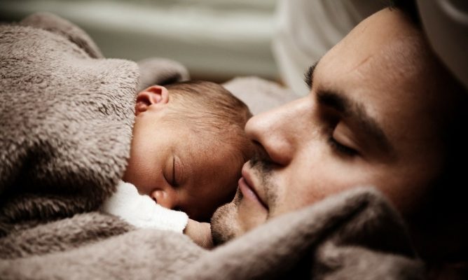 permiso de paternidad 2021