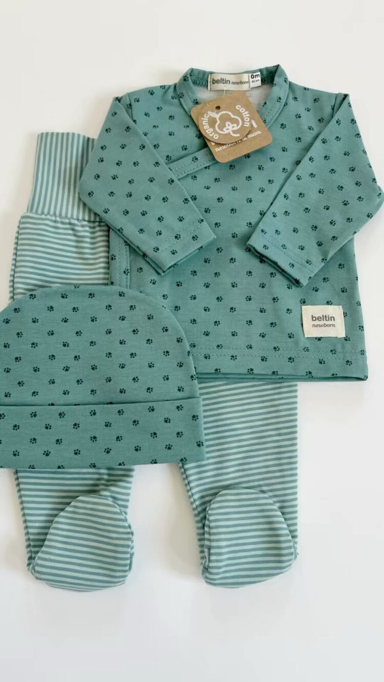 Conjunto Jubón y Polaina Huellas Verde Primera Puesta