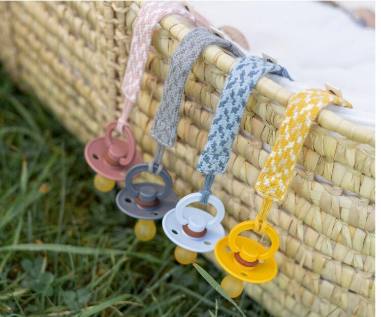 Chupetero BIBS Trenzado Blush/Ivory - Imagen 3