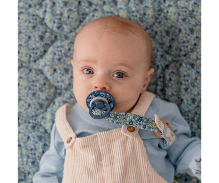 Chupetero BIBS Liberty Chamomile Lawn Baby Blue - Imagen 2