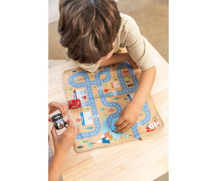 Juego Mantel con Circuito Mostaza + 3 Coches - Imagen 8