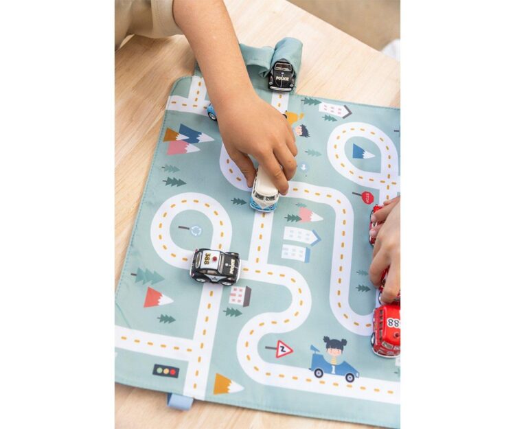 Juego Mantel con Circuito Menta + 3 Coches Rosa - Imagen 7