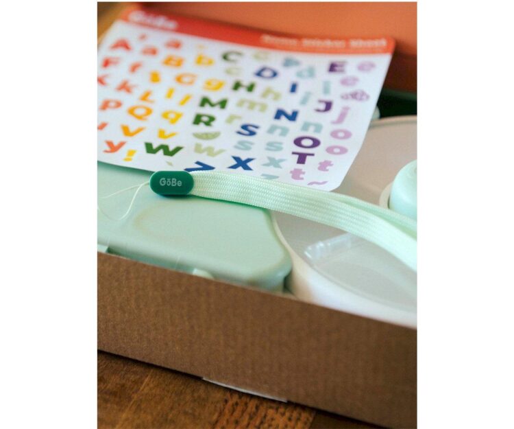 Caja Almuerzo Snack Spinner Flip, Correa de Mano y Hoja de Pegatinas Mint Green - Imagen 8