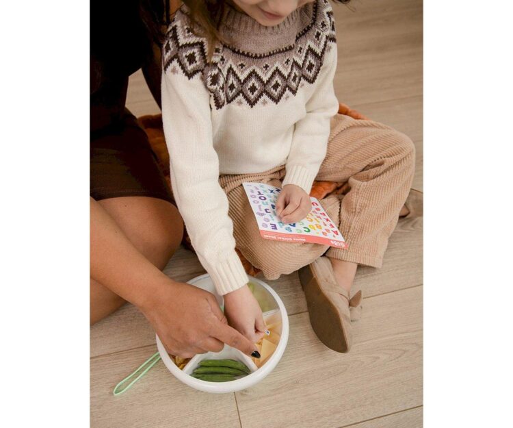 Caja Almuerzo Snack Spinner Flip, Correa de Mano y Hoja de Pegatinas Taro Purple - Imagen 12